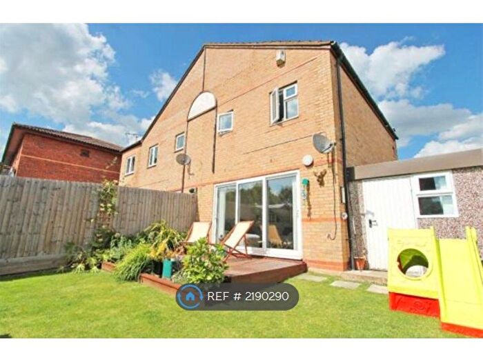 3 Bedroom Semi-Detached House To Rent In Crownhill, Milton Keynes, MK8