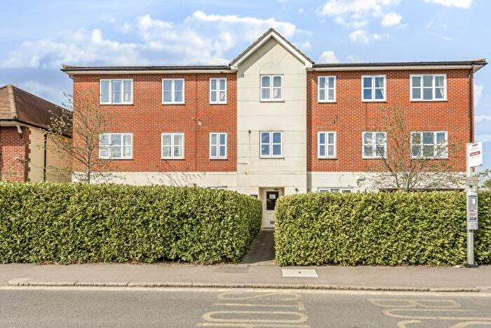 1 Bedroom Flat To Rent In Browns Court, Bower Way, Slough, SL1