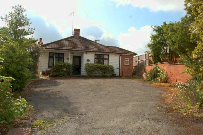 3 Bedroom Detached Bungalow For Sale In Church Hill, Hollowell, Northamptonshire, NN6