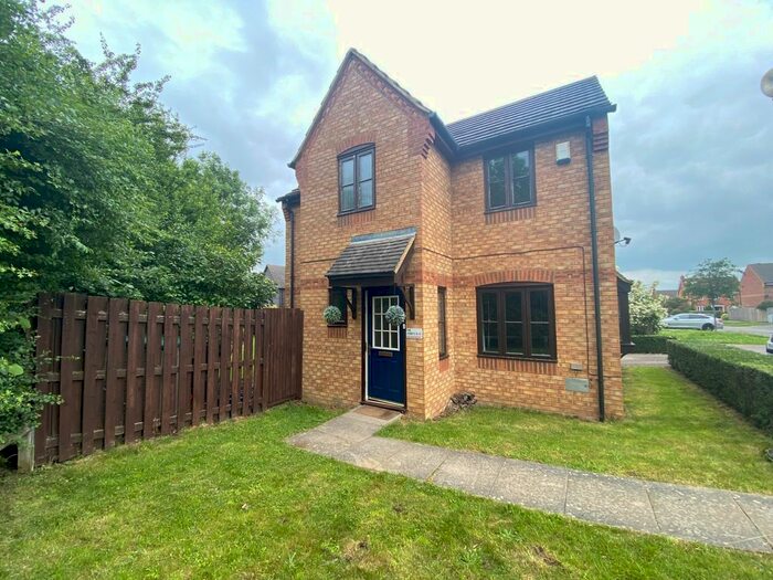 3 Bedroom Detached House To Rent In Bridlington Crescent, Monkston, Milton Keynes, MK10