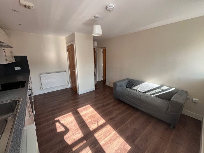 1 Bedroom Flat To Rent In - Old Christchurch Road, Bournemouth, BH1
