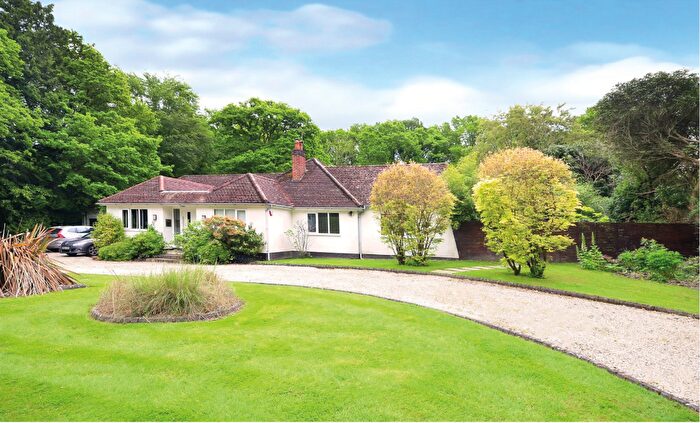 5 Bedroom Detached House For Sale In Felcot Road, RH19