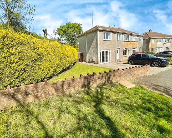 4 Bedroom Semi-detached House For Sale In Bryn Road, Coychurch, Bridgend, CF35