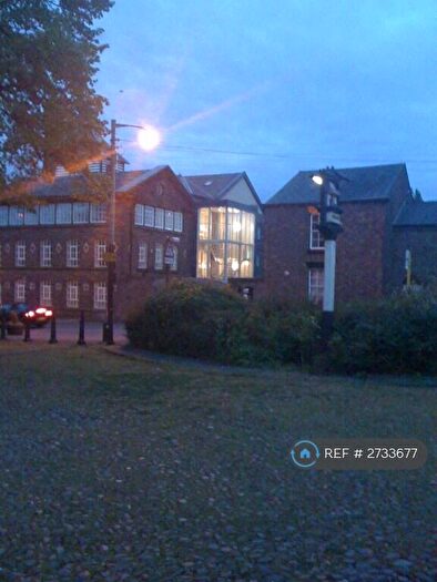 2 Bedroom Flat To Rent In Gateacre Brow, Liverpool, L25