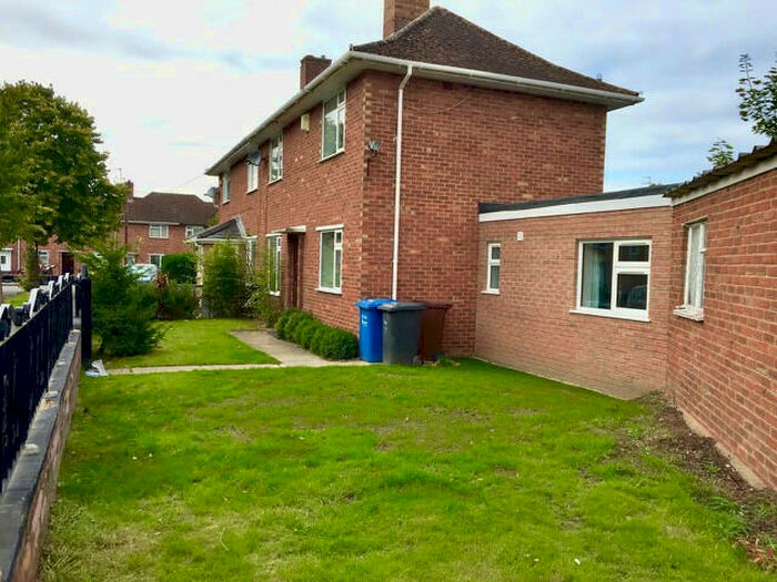 5 Bedroom Semi-Detached House To Rent In Friends Road, Norwich, Norfolk, NR5