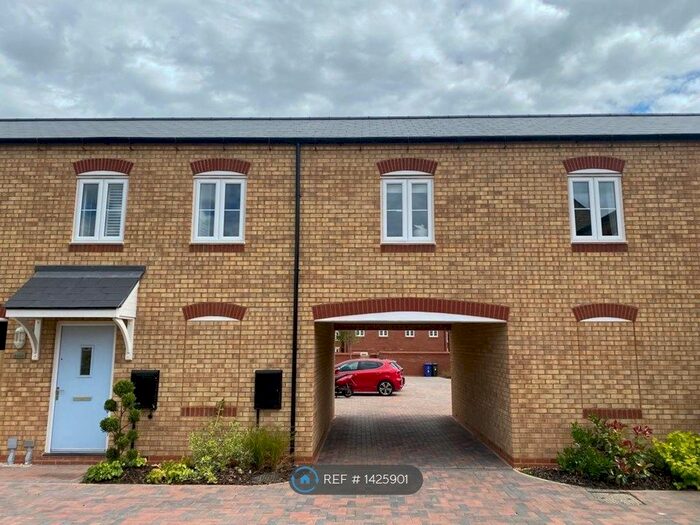 2 Bedroom Maisonette To Rent In Hardmead, Bicester, OX26