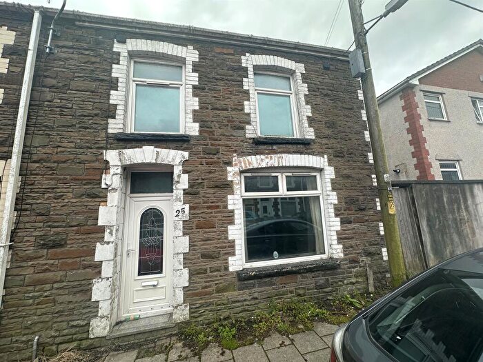 3 Bedroom Semi-Detached House For Sale In Maiden Street, Maesteg, CF34