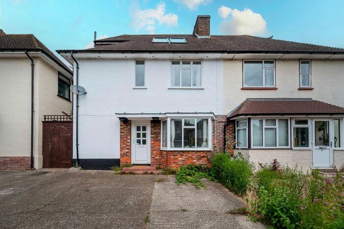 4 Bedroom End Of Terrace House To Rent In Weston Road, Guildford, Guildford, GU2