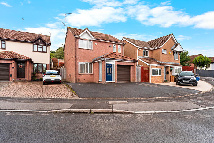 3 Bedroom Detached House For Sale In Grantham Close, Radyr Way, CF5