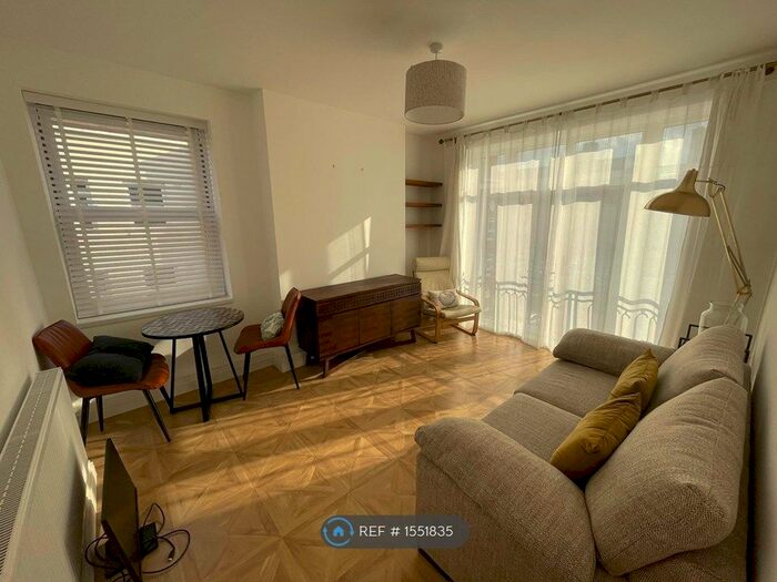 1 Bedroom Flat To Rent In Turin Street, London, E2