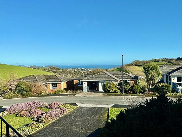 2 Bedroom Bungalow For Sale In Raddicombe Drive, Brixham, TQ5