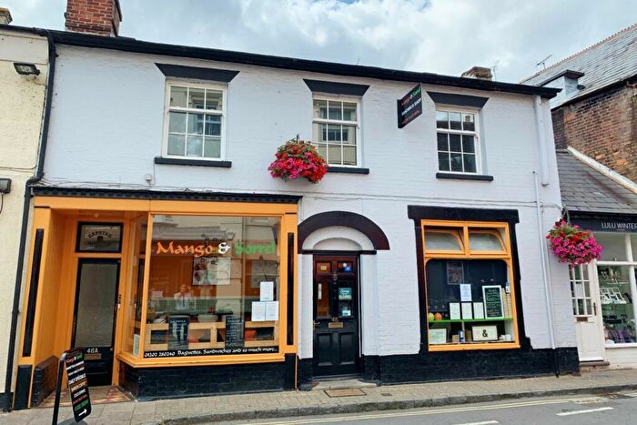 2 Bedroom Flat To Rent In Wimborne, BH21