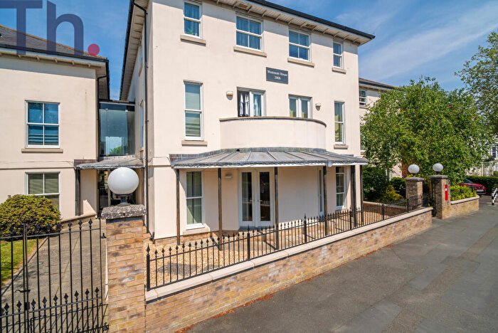 1 Bedroom Flat For Sale In Newport, Isle Of Wight, PO30