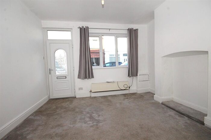 2 Bedroom Terraced House To Rent In Halton Street, Featherstone, WF7