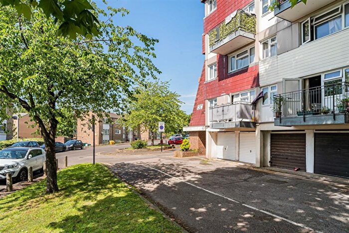 3 Bedroom Property For Sale In Aldriche Way, Highams Park, London, E4