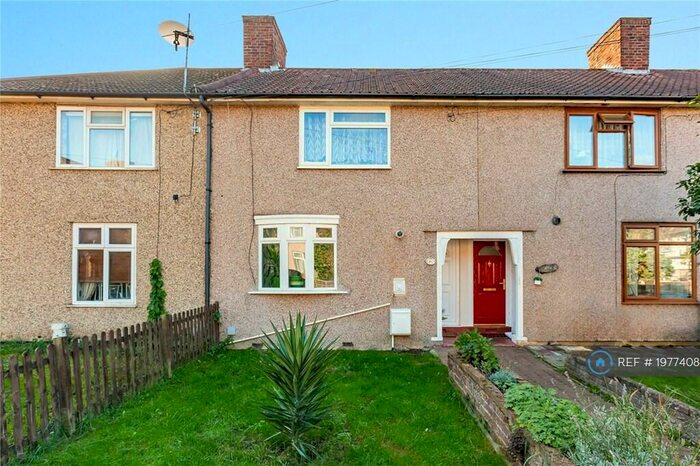 2 Bedroom Terraced House To Rent In Shortcrofts Road, London, RM9