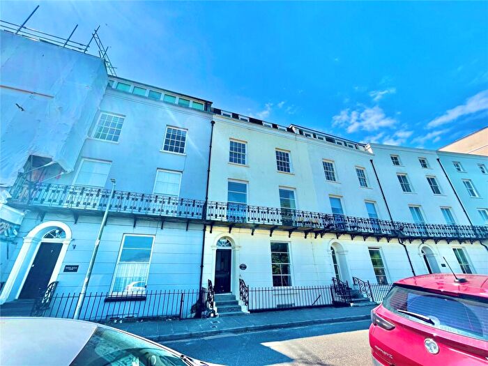 2 Bedroom Flat For Sale In The Croft, Tenby, Pembrokeshire, SA70