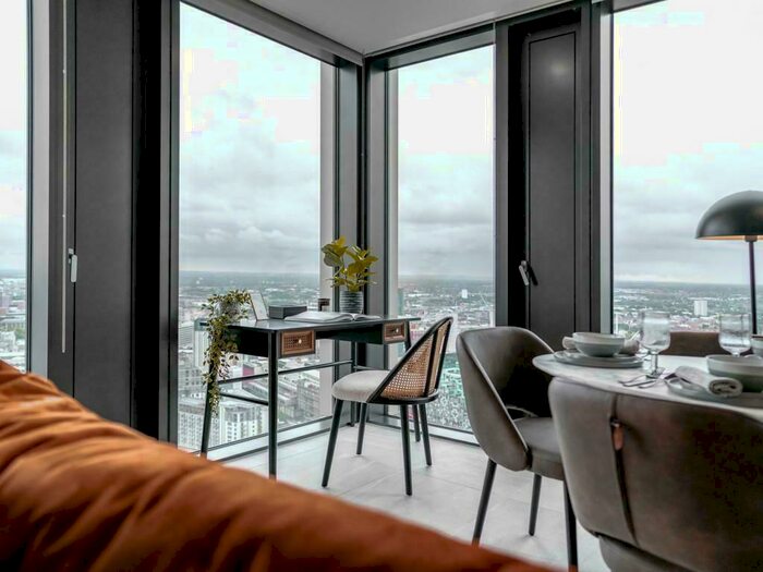 3 Bedroom Apartment To Rent In The Mercian, Broad Street, Birmingham, B15