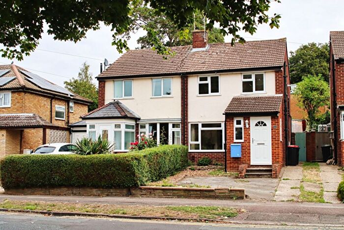 3 Bedroom Semi-Detached House To Rent In Shelley Drive, Bletchley, Milton Keynes, Buckinghamshire, MK3