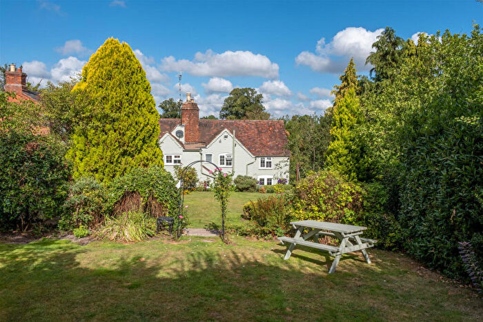3 Bedroom Detached House For Sale In Pennyford Lane, Henley-in-arden, B95