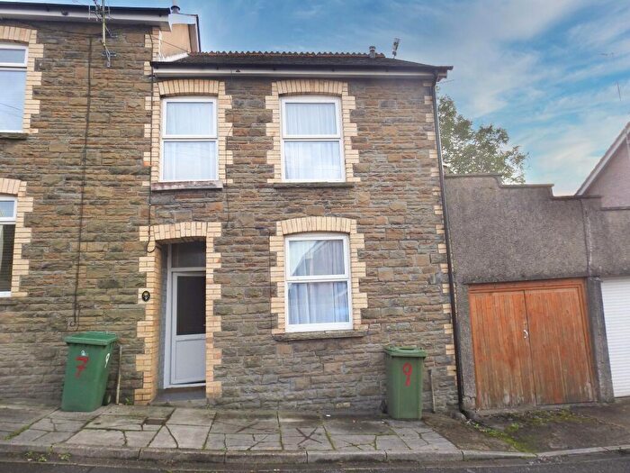 3 Bedroom Terraced House To Rent In Ruperra Street, Llantrisant, Pontyclun, CF72