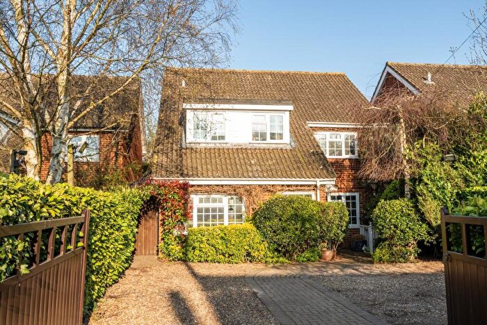 4 Bedroom Detached House For Sale In High Street, Flitwick, MK45