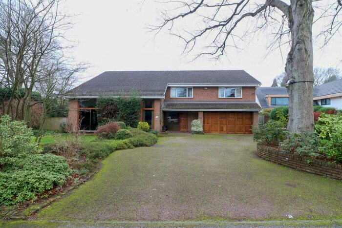 5 Bedroom Detached House To Rent In Heather Court Gardens, Four Oaks Estate, B74