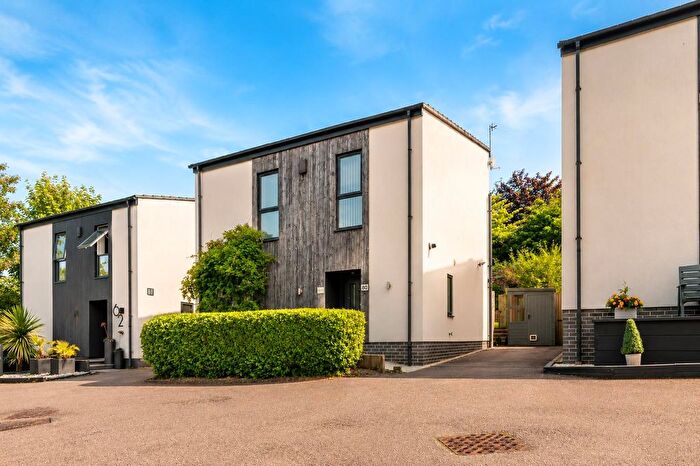 3 Bedroom Detached House For Sale In Foxhill Road, Burton Joyce, Nottingham, NG14