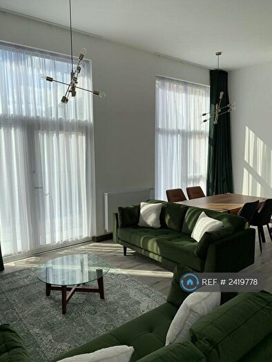 2 Bedroom Flat To Rent In London Road, Barking, IG11