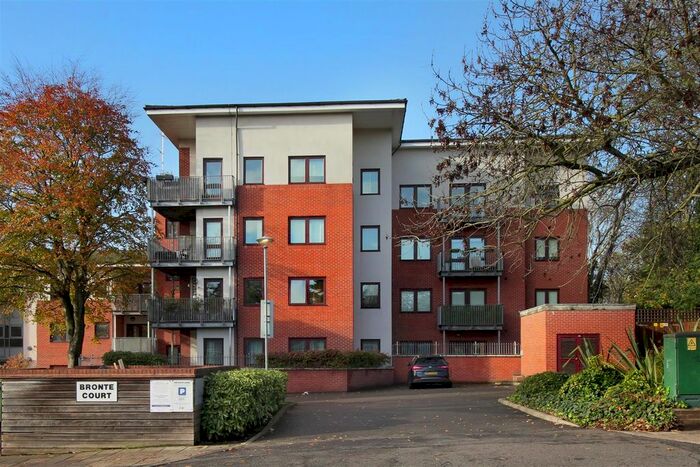 1 Bedroom Flat To Rent In Gunnersbury Lane, London, W3