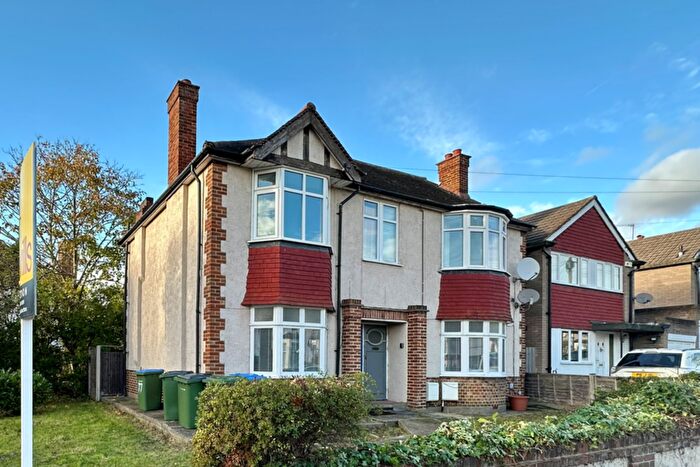 2 Bedroom Maisonette For Sale In Grangehill Road, Eltham, London, SE9