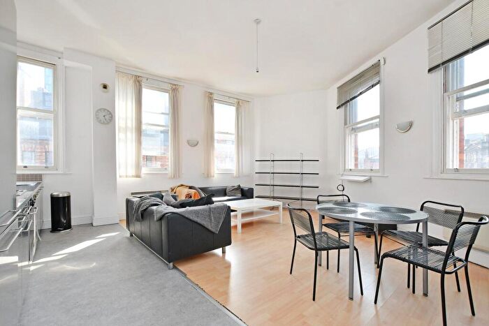 2 Bedroom Flat To Rent In , Royal Victoria Building, Sheffield, S3