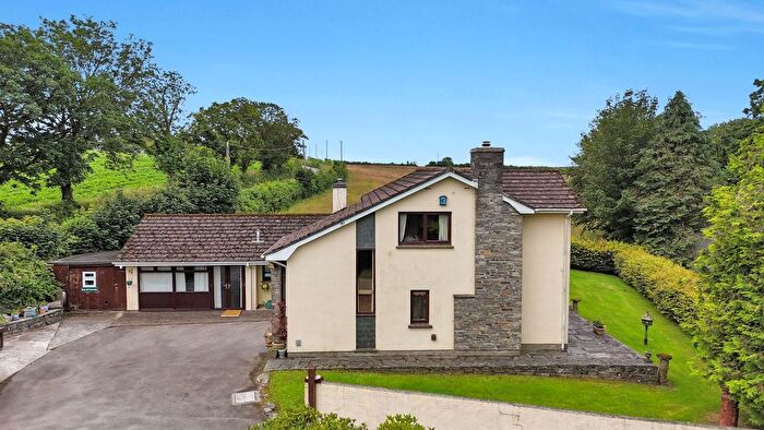4 Bedroom Detached House For Sale In Dobwalls, Liskeard, PL14