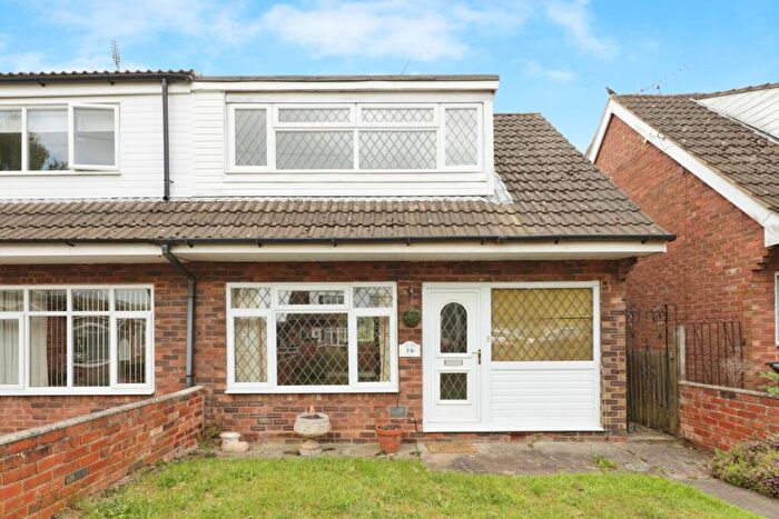 2 Bedroom Semi-Detached House For Sale In Arden Street, Atherstone, Warwickshire, CV9