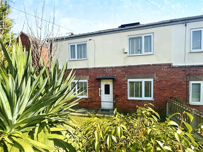 3 Bedroom Semi-Detached House To Rent In Walton Street, Barnsley, South Yorkshire, S75
