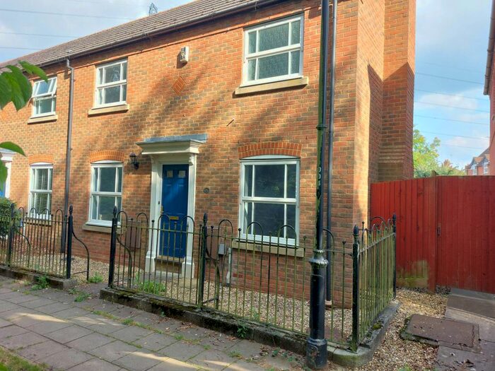 2 Bedroom Terraced House To Rent In Monks Path, Aylesbury, Buckinghamshire, HP19