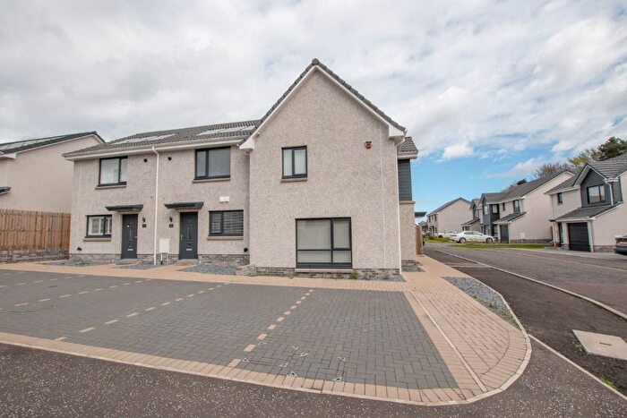 3 Bedroom Terraced House To Rent In Town Park Way, Glenrothes, KY7