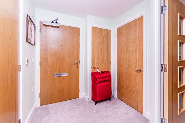 1 Bedroom Flat For Sale In Church Road, Biggin Hill, Westerham, TN16