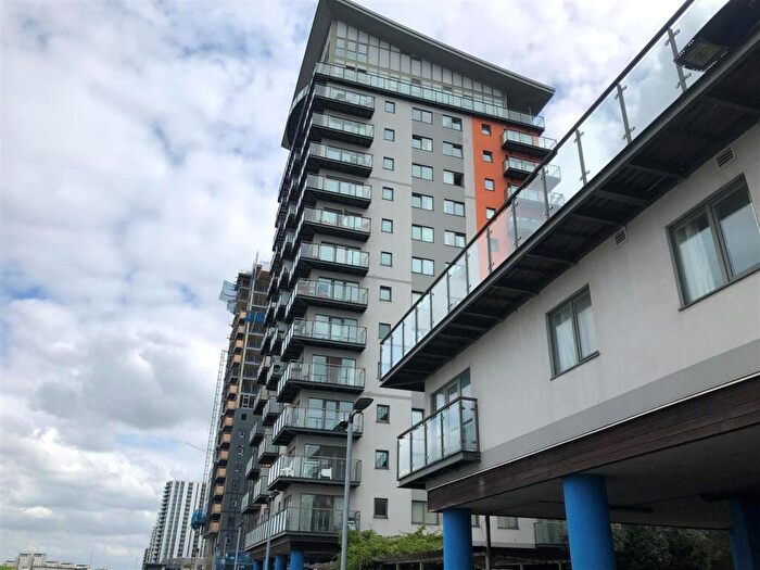 2 Bedroom Apartment To Rent In Mast Quay, London, SE18