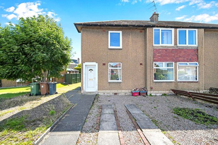 2 Bedroom Flat For Sale In Colinton Mains Road, Colinton Mains, Edinburgh, EH13