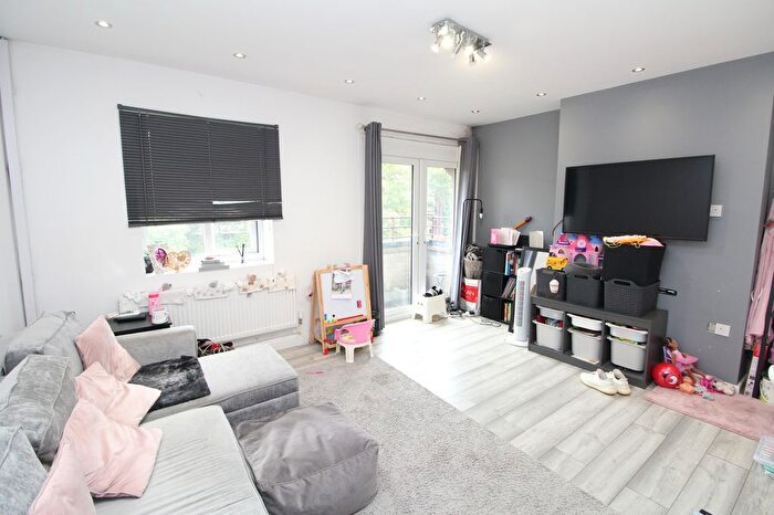 1 Bedroom Flat To Rent In St. Mary Street, London, SE18