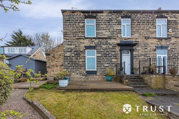 3 Bedroom Terraced House To Rent In Crackenedge Lane, Dewsbury, WF13