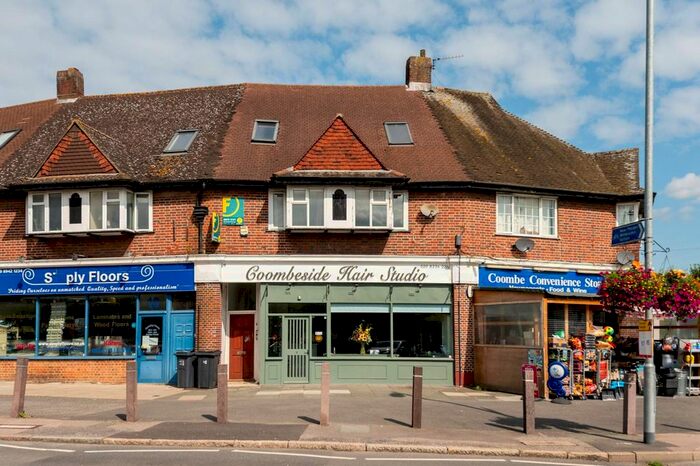 2 Bedroom Flat To Rent In The Triangle, Kingston, Kingston Upon Thames, KT1