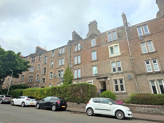 1 Bedroom Flat To Rent In Scott Street, Dundee, DD2