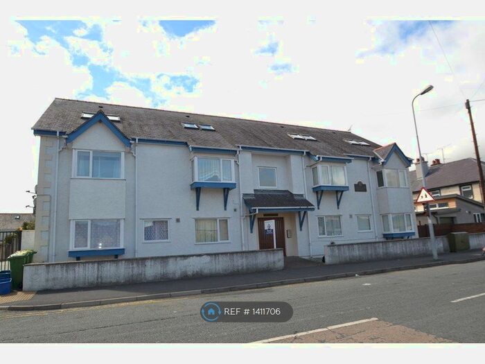 1 Bedroom Flat To Rent In Neuadd Yr Eglwys, Bangor, LL57
