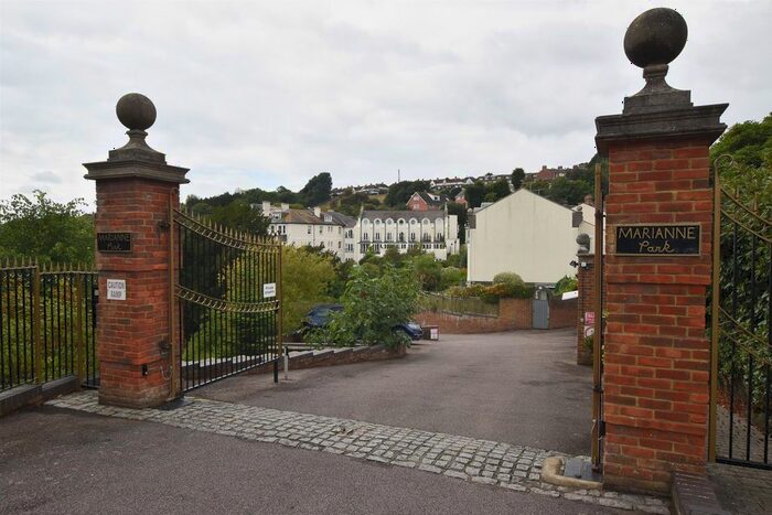 2 Bedroom Flat To Rent In Old London Road, Hastings, TN35