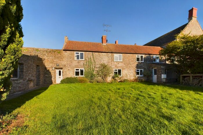 3 Bedroom Semi-Detached House For Sale In Kenn Road, Kenn, Clevedon, North Somerset, BS21