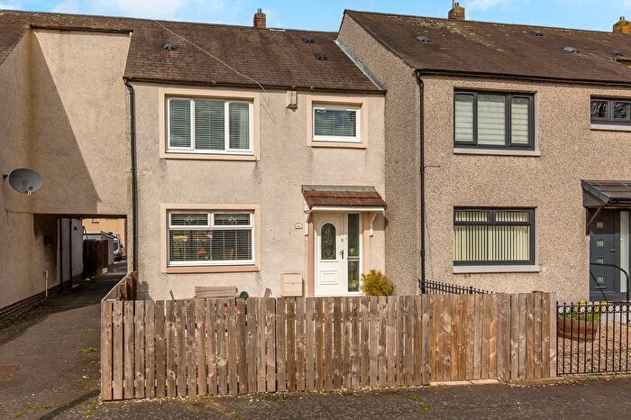 3 Bedroom Terraced House For Sale In Earn Court, Grangemouth, FK3