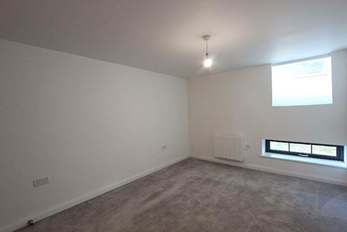 1 Bedroom Flat To Rent In St Radigunds Road, Dover, CT17