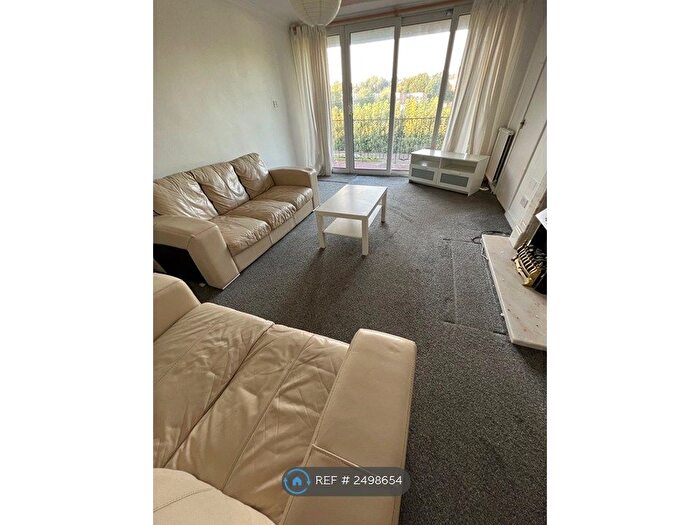 2 Bedroom Flat To Rent In South Meadow Lane, Preston, PR1